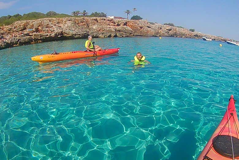 Acque turchesi del sud di Minorca