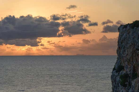Tour di Cala Torret in kayak al tramonto