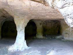Cala Morell, interno di una caverna