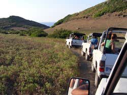 Recorriendo Minorca in Jeep