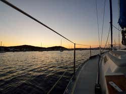 Tramonto su un veliero