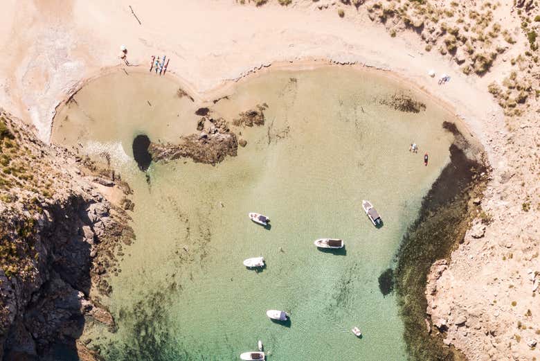 Vista aerea della spiaggia di Mongofre